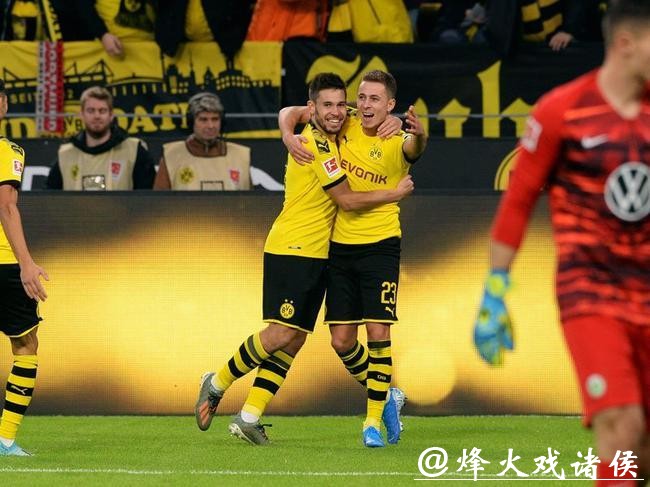 德甲-罗伊斯伤退 小阿扎尔处子球+助攻 多特3-0 德甲-罗伊斯伤退 小阿扎尔处子球+助攻 多特3-0